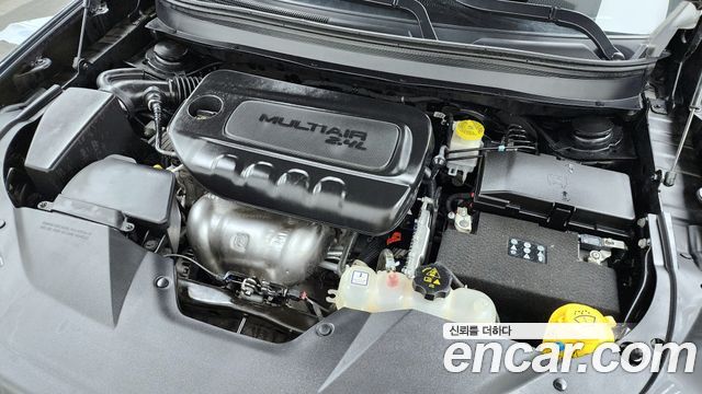 Jeep Cherokee (KL) 2.4 Limited AWD 2021 — фото 6