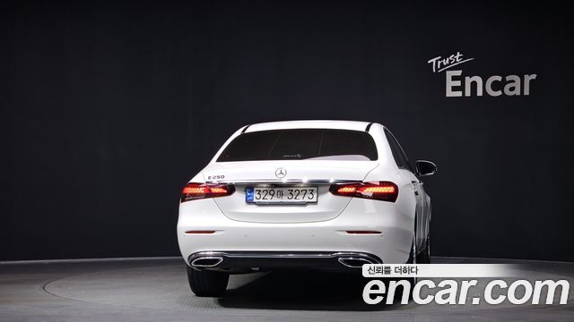 Mercedes-Benz E-Class (W213) E250 Exclusive 2021 — фото 4