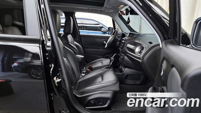 Jeep Renegade 2.0 Diesel Limited AWD 2018 — фото 11