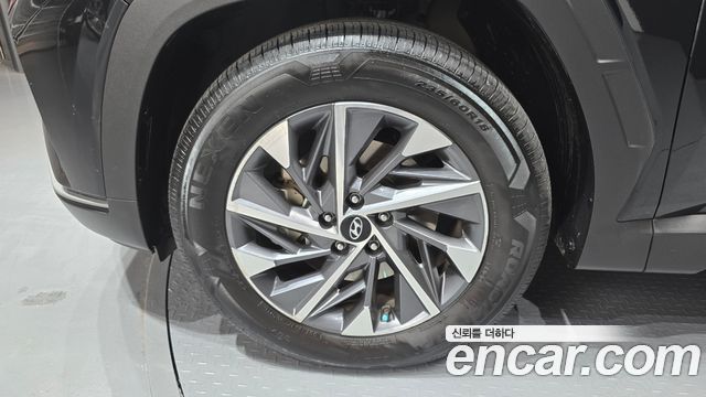 Hyundai Tucson (NX4) Gasoline 1.6 Turbo 4WD Premium 2022 — фото 5