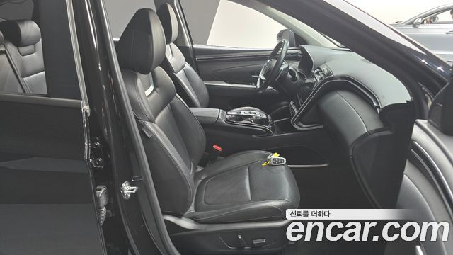 Hyundai Tucson (NX4) Gasoline 1.6 Turbo 4WD Premium 2022 — фото 10