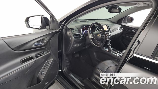 Chevrolet Next Equinox 4WD Premier 2022 — фото 10