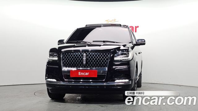 Lincoln Navigator (IV) 3.5L Black Label 2023 — фото 3