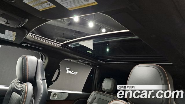 Lincoln Navigator (IV) 3.5L Black Label 2023 — фото 18