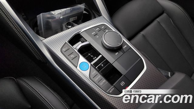 BMW i4 eDrive40 M Sports 2025 — фото 9