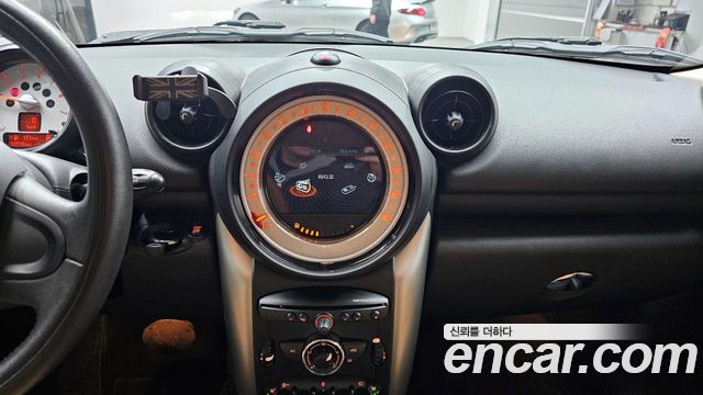 MINI Cooper D Countryman SE 1st 2013 — фото 19