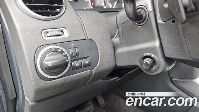 Land Rover Discovery 4 3.0 SDV6 HSE 2014 — фото 14