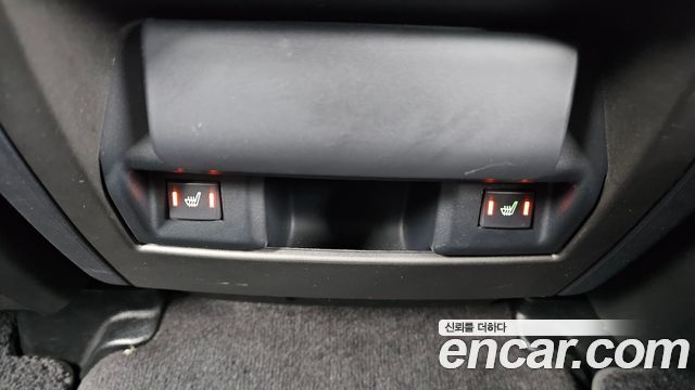 Land Rover Discovery 4 3.0 SDV6 HSE 2014 — фото 18