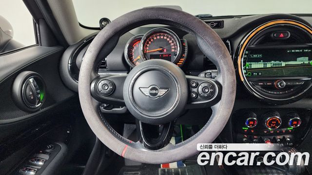 MINI Cooper D Clubman High 2nd 2018 — фото 13