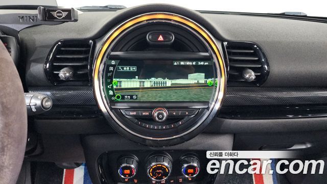 MINI Cooper D Clubman High 2nd 2018 — фото 14
