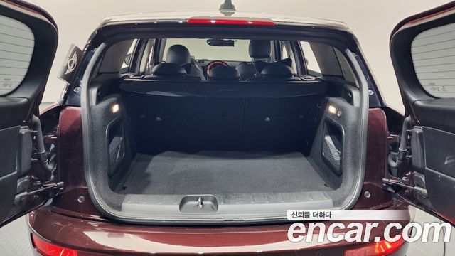 MINI Cooper D Clubman High 2nd 2018 — фото 20
