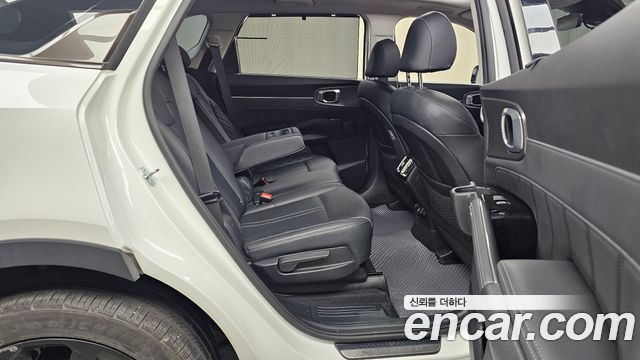 Kia Sorento (IV) Diesel 2.2 2WD Gravity 2023 — фото 12