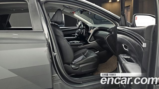 Hyundai Tucson (NX4) Gasoline 1.6 Turbo 4WD Premium 2023 — фото 11