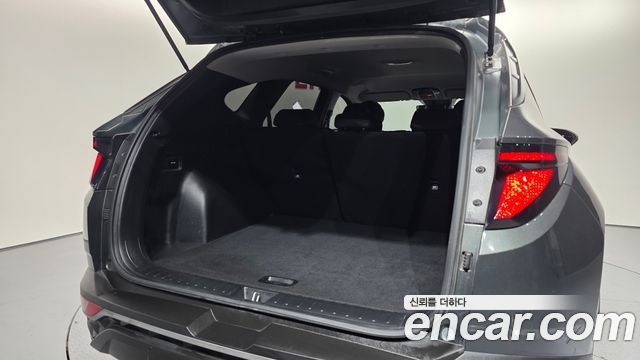 Hyundai Tucson (NX4) Gasoline 1.6 Turbo 4WD Premium 2023 — фото 20