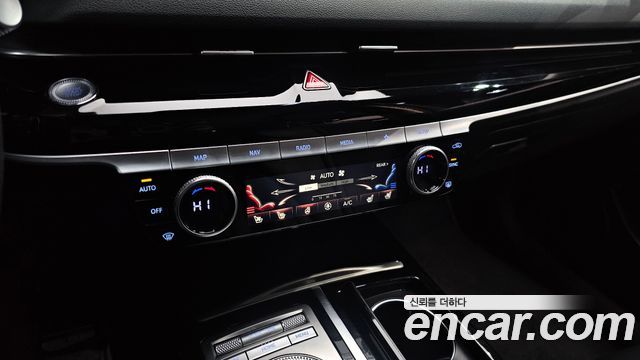 Genesis G80 (RG3) Gasoline 2.5 Turbo AWD 2022 — фото 19