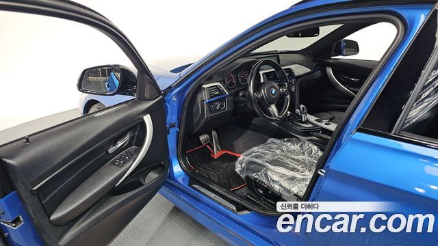 BMW 3 Series (F30) 320d Touring M Performence 2015 — фото 10