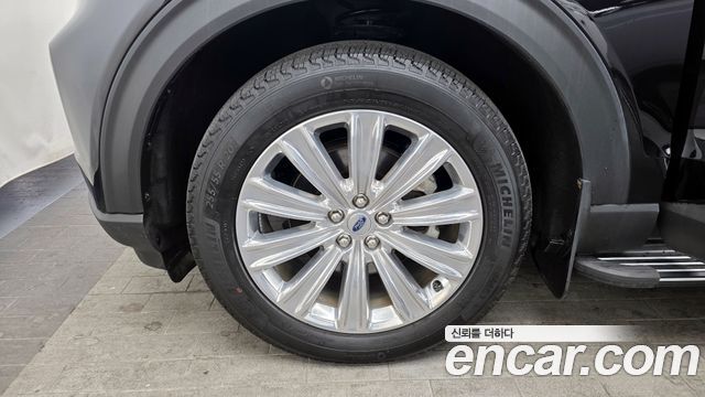Ford Explorer (VI) 2.3 LimIted 4WD 2021 — фото 5
