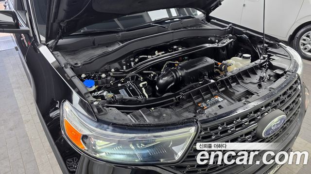 Ford Explorer (VI) 2.3 LimIted 4WD 2021 — фото 6