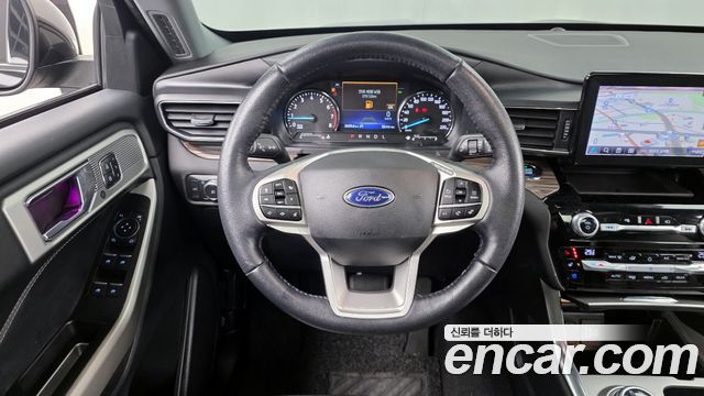 Ford Explorer (VI) 2.3 LimIted 4WD 2021 — фото 13
