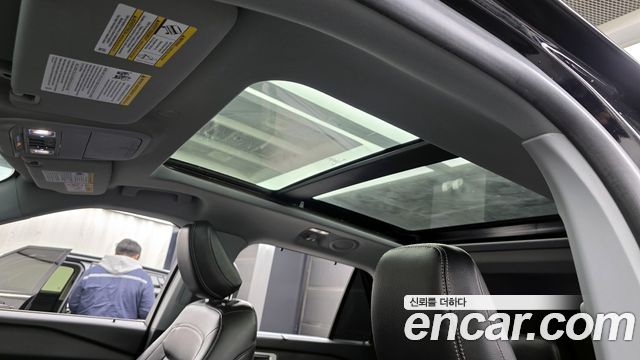 Ford Explorer (VI) 2.3 LimIted 4WD 2021 — фото 18