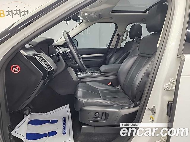 Land Rover Discovery 5 3.0 SD6 Landmark Edition 2020 — фото 15