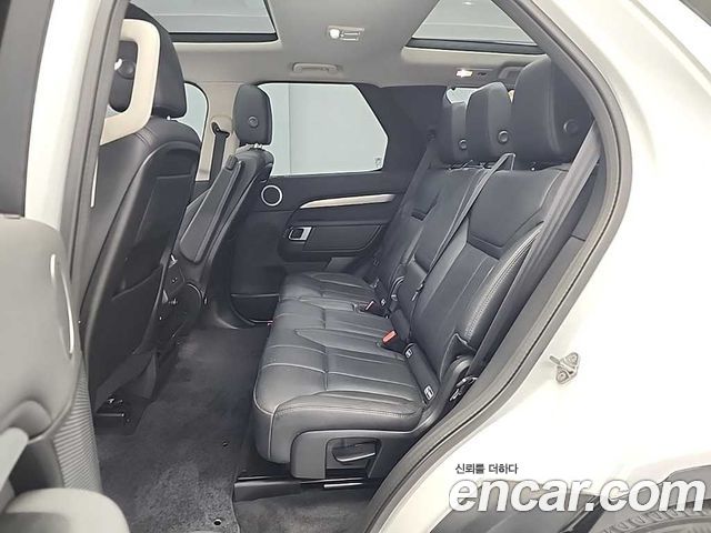 Land Rover Discovery 5 3.0 SD6 Landmark Edition 2020 — фото 16
