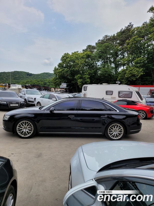 Audi A8 60 TFSI Quattro LWB D4 2015 — фото 3