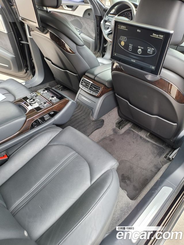 Audi A8 60 TFSI Quattro LWB D4 2015 — фото 18