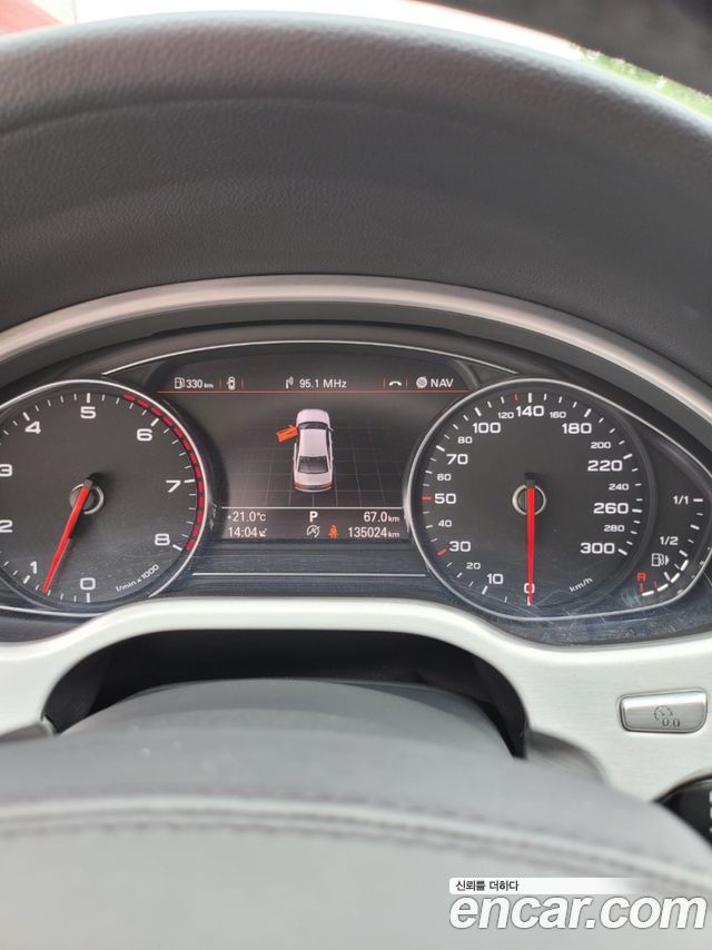 Audi A8 60 TFSI Quattro LWB D4 2015 — фото 20