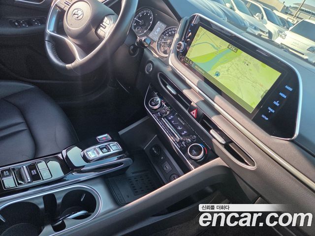 Hyundai Sonata (DN8) 2.0 Premium 2021 — фото 24