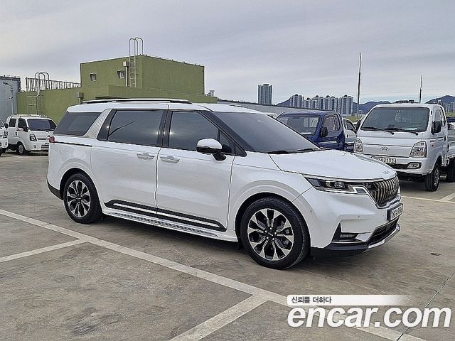 Kia Carnival (IV) Gasoline 9-Seater Noblesse 2023 — фото 2