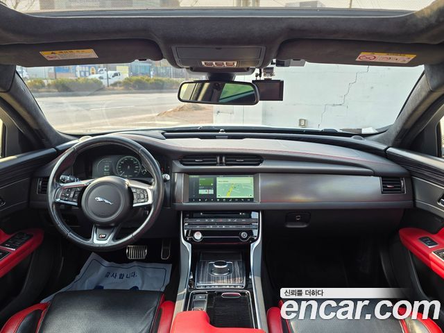 Jaguar XF (X260) 3.0 S AWD 2017 — фото 7