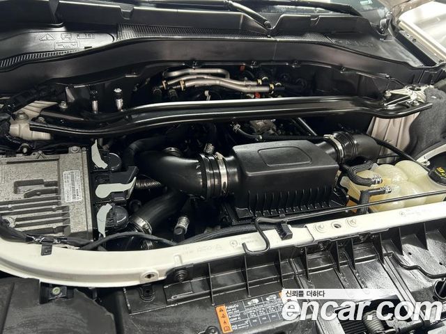 Ford Explorer (VI) 3.0 Platinum 4WD 2022 — фото 5