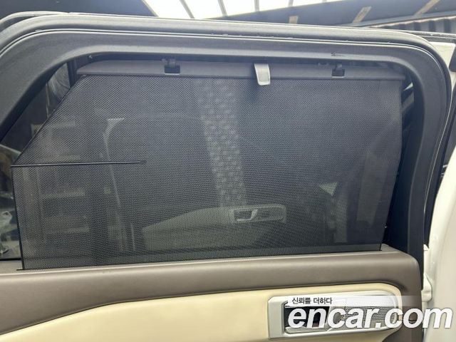 Ford Explorer (VI) 3.0 Platinum 4WD 2022 — фото 21
