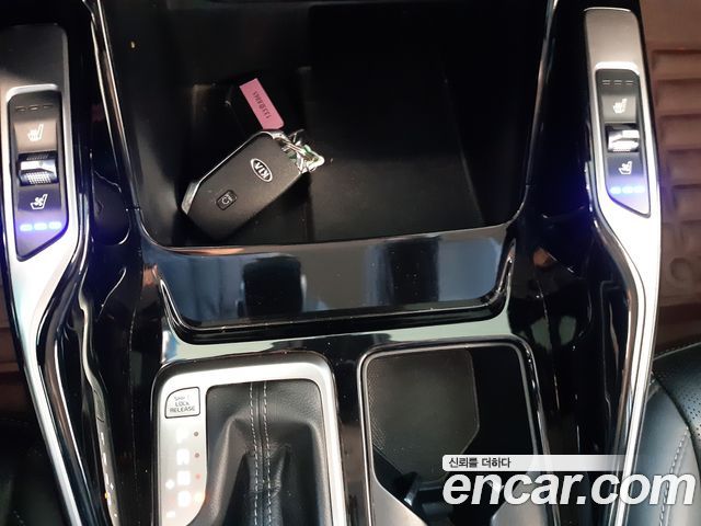 Kia Sorento (IV) Diesel 2.2 2WD Prestige 2021 — фото 17