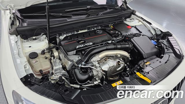 Mercedes-Benz GLB-Class (X247) AMG GLB35 4MATIC 2023 — фото 6