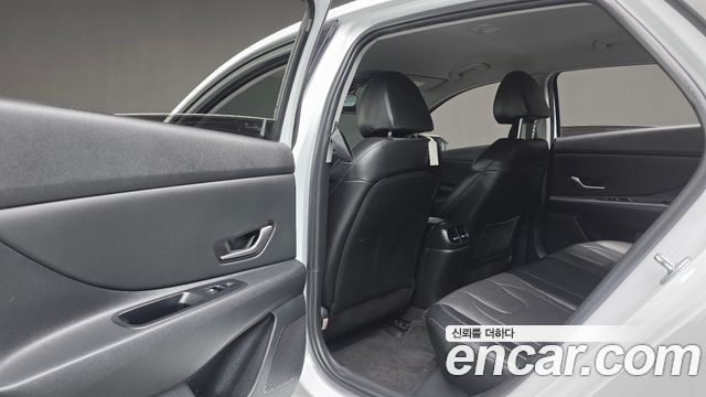 Hyundai Avante (CN7) 1.6 Inspiration 2021 — фото 17