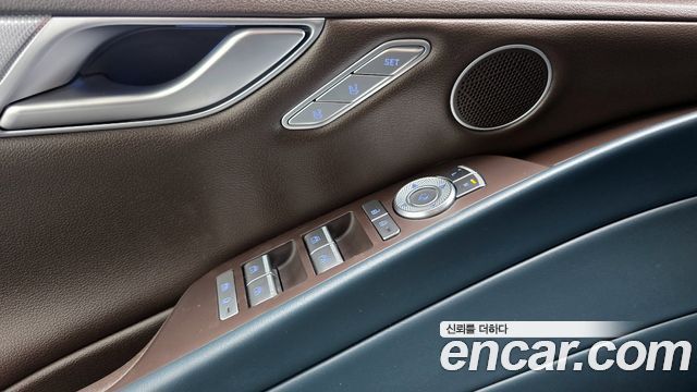 Genesis G80 (RG3) Gasoline 2.5 Turbo AWD 2022 — фото 18