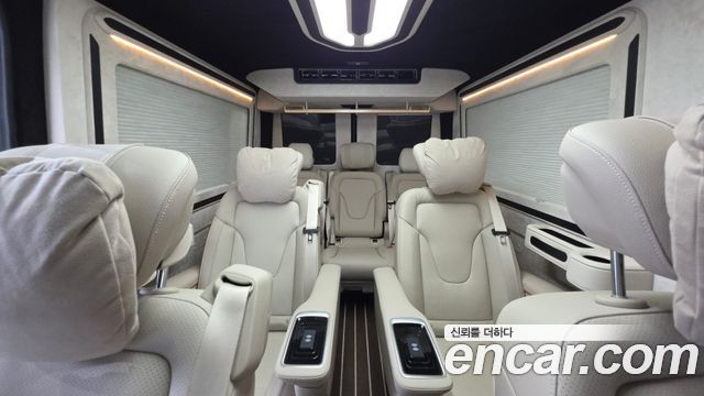 Mercedes-Benz Sprinter 3.0 Diesel W907 2022 — фото 11
