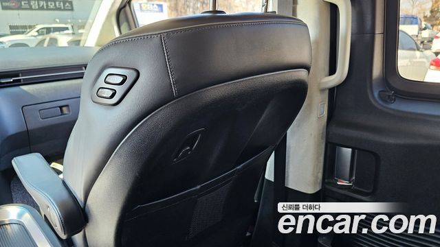 Hyundai Staria Lounge 9-Seater Inspiration 2022 — фото 19