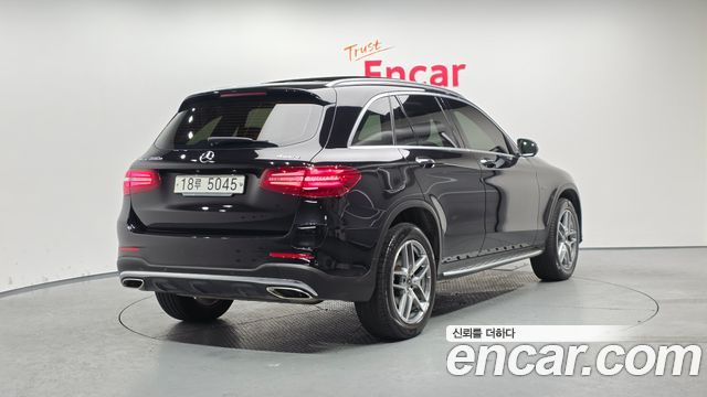 Mercedes-Benz GLC-Class (X253) GLC350e 4MATIC AMG Line 2019 — фото 2