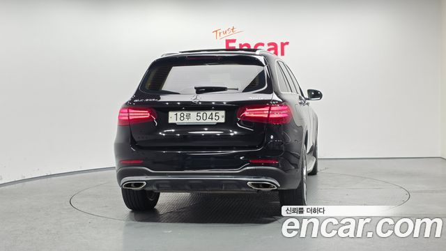 Mercedes-Benz GLC-Class (X253) GLC350e 4MATIC AMG Line 2019 — фото 4