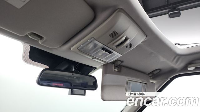 Land Rover Discovery 4 3.0 SDV6 SE 2016 — фото 21