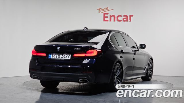 BMW 5 Series (G30) 520i M Sport 2022 — фото 2