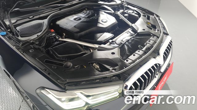 BMW 5 Series (G30) 520i M Sport 2022 — фото 6