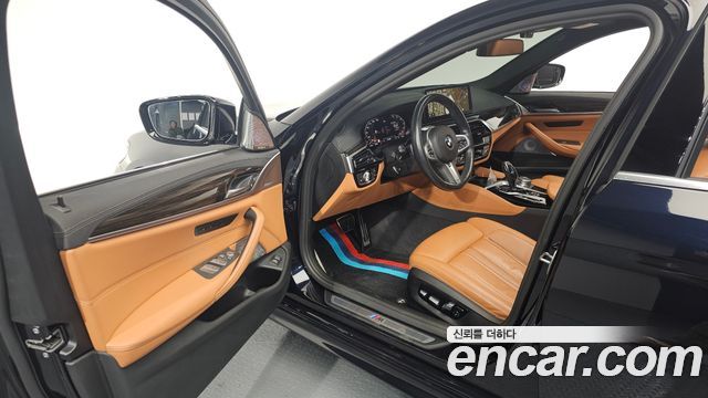 BMW 5 Series (G30) 520i M Sport 2022 — фото 10