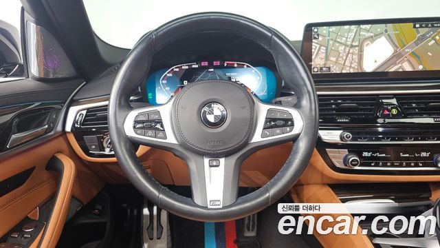 BMW 5 Series (G30) 520i M Sport 2022 — фото 13