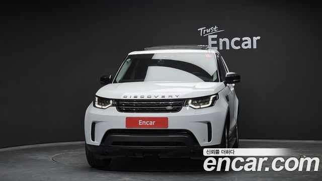 Land Rover Discovery 5 2.0 SD4 SE 2018 — фото 3
