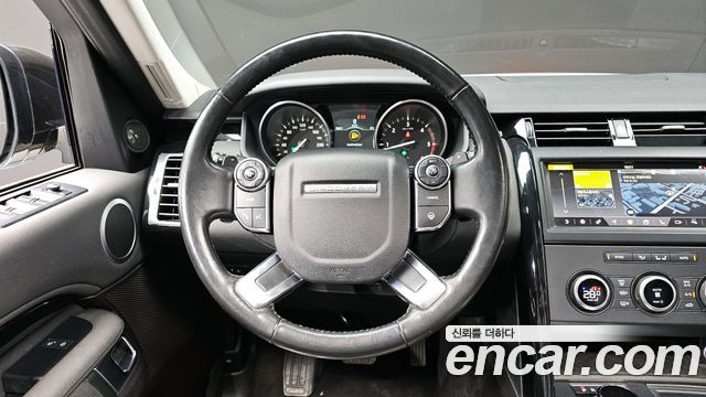 Land Rover Discovery 5 2.0 SD4 SE 2018 — фото 13