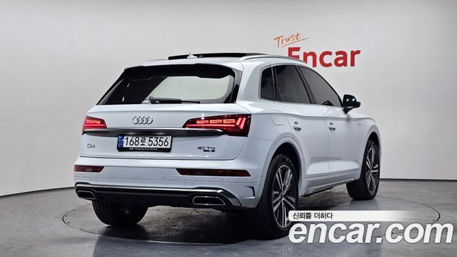 Audi Q5 (FY) 40 TDI Quattro Premium 2023 — фото 2